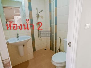 For sale 4 bedrooms townhouse in Mueang Samut Sakhon, Samut Sakhon