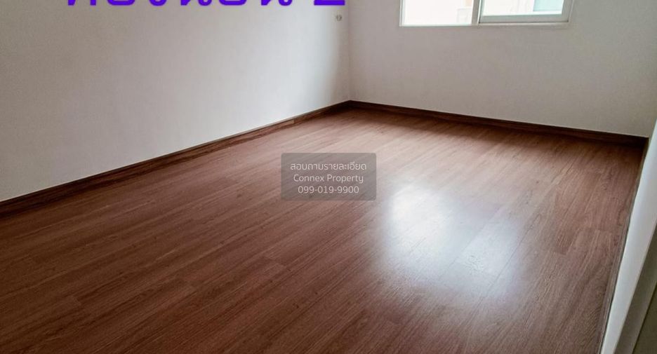 Casa adosada en venta de 4 habitaciones en Mueang Samut Sakhon, Samut Sakhon
