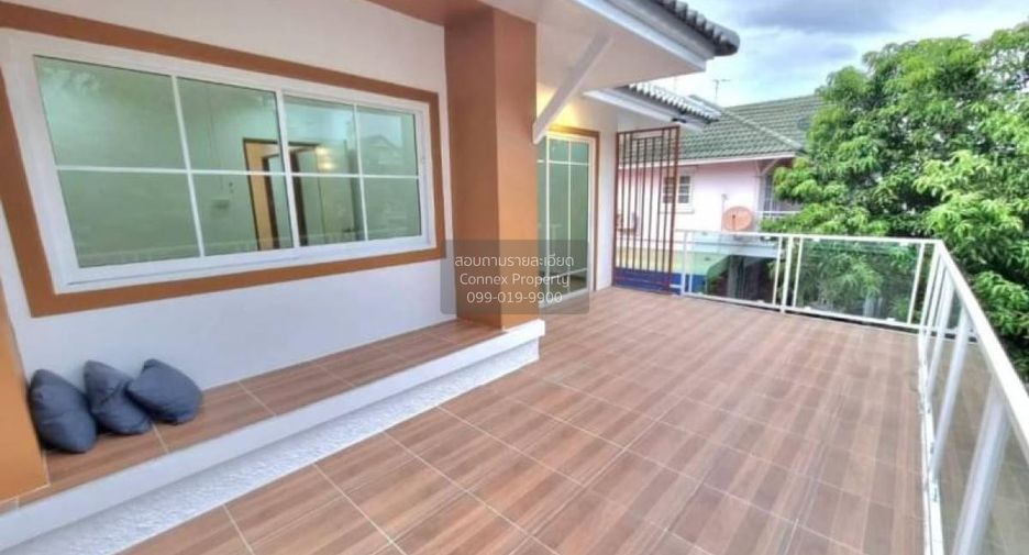 Casa adosada en venta de 3 habitaciones en Bang Bua Thong, Nonthaburi