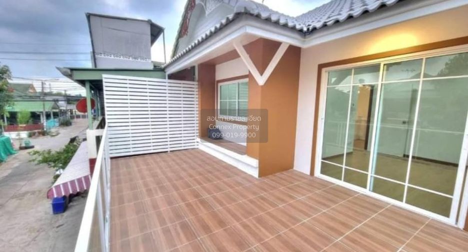 Casa adosada en venta de 3 habitaciones en Bang Bua Thong, Nonthaburi