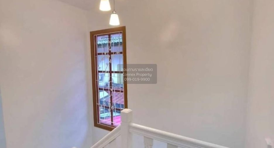 Casa adosada en venta de 3 habitaciones en Bang Bua Thong, Nonthaburi