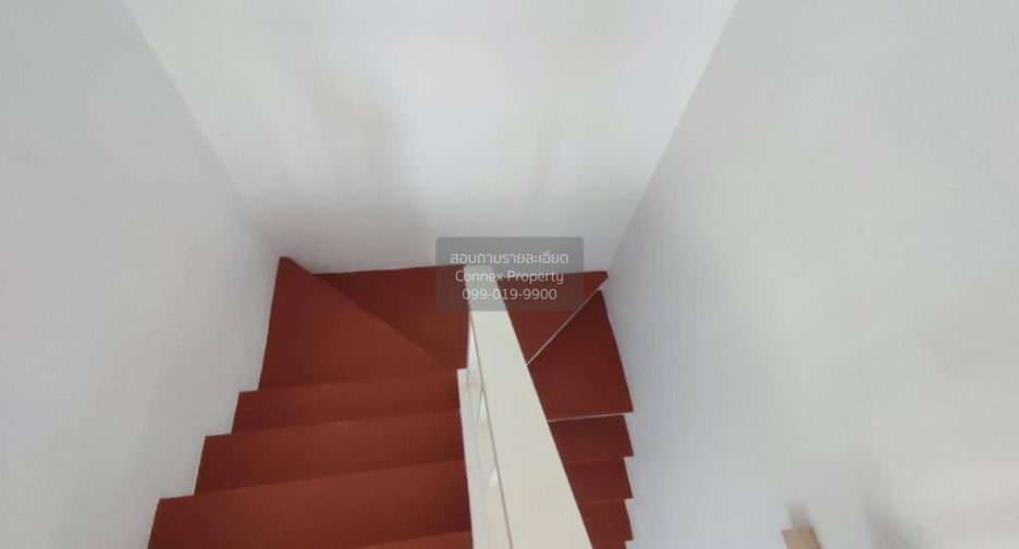 For sale 3 bedrooms townhouse in Bang Khun Thian, Bangkok