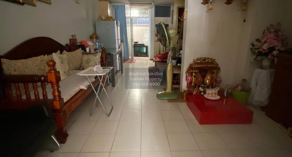 For sale 3 bedrooms townhouse in Phutthamonthon, Nakhon Pathom