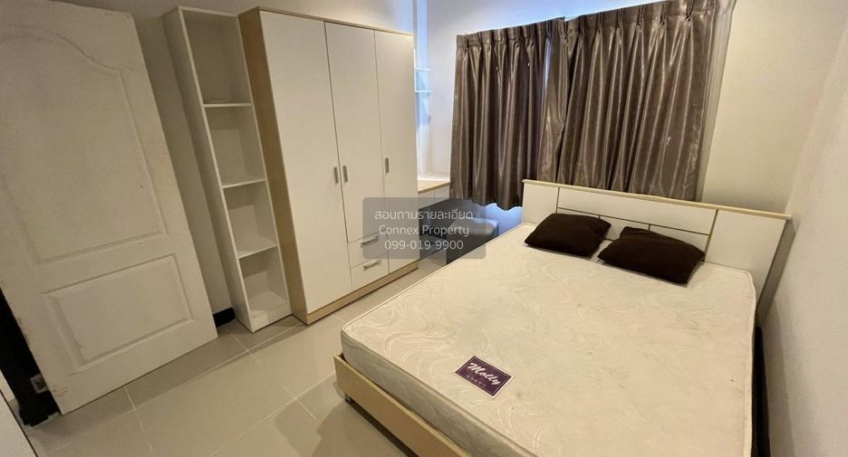 For sale 3 bedrooms townhouse in Bang Khun Thian, Bangkok