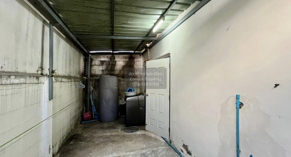 For sale 3 bedrooms townhouse in Bang Khun Thian, Bangkok