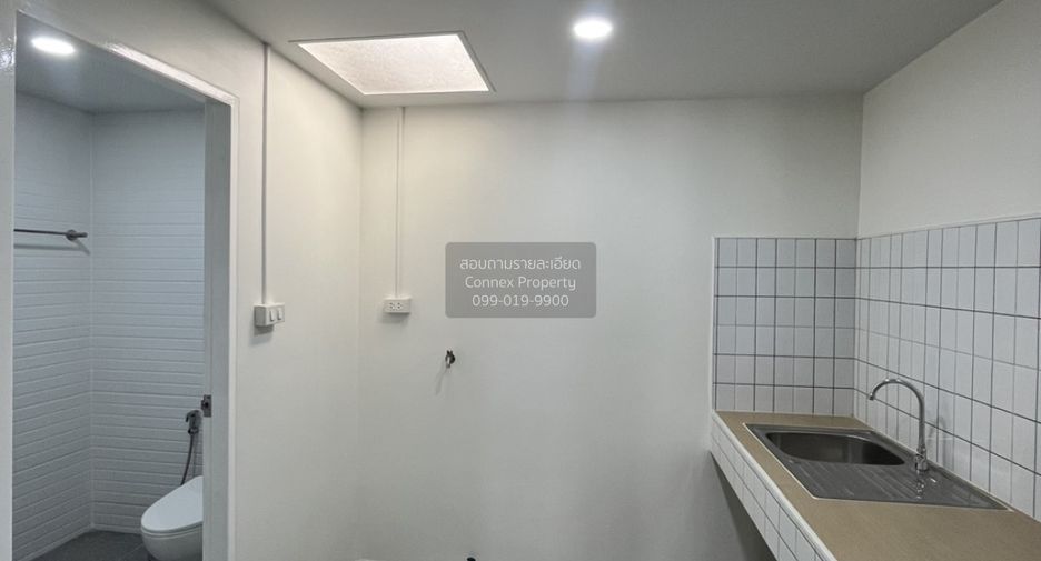 For sale 3 ベッドルーム townhouse in Bueng Kum, Bangkok