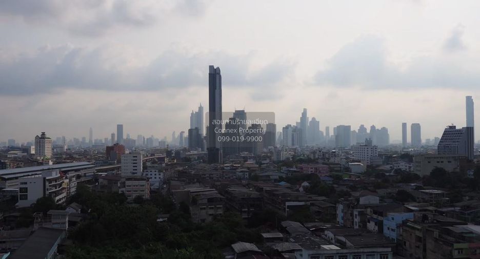 For sale 2 bedrooms condo in Thon Buri, Bangkok