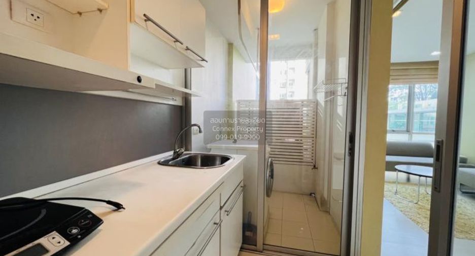 For sale 1 bed condo in Phra Khanong, Bangkok
