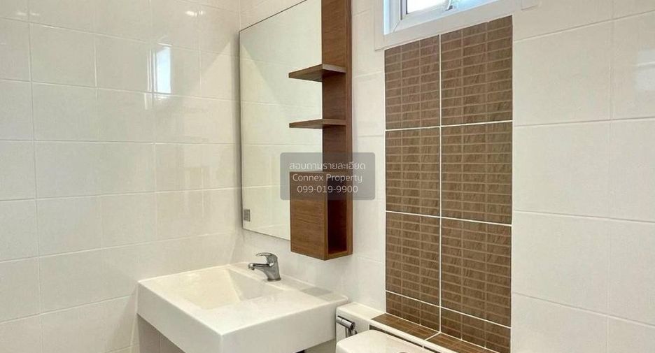 For sale 4 bedrooms townhouse in Bang Kruai, Nonthaburi