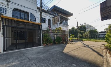 Casa adosada en venta de 2 habitaciones en Wang Thonglang, Bangkok