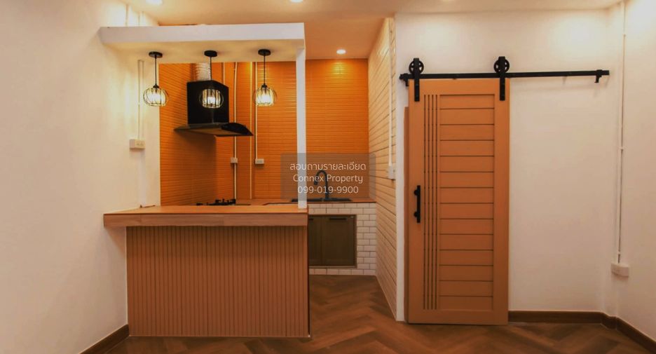 Casa adosada en venta de 2 habitaciones en Wang Thonglang, Bangkok