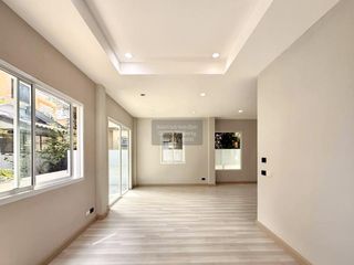 Casa en venta de 4 habitaciones en Thung Khru, Bangkok