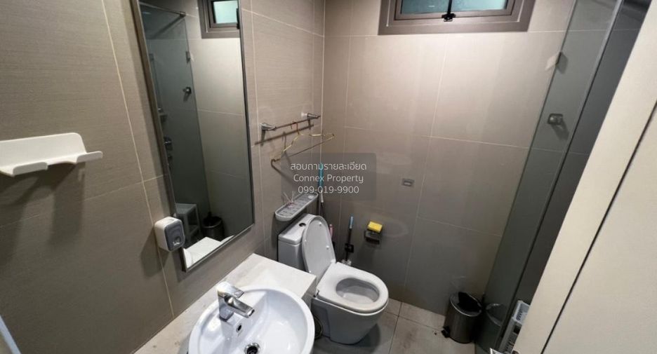 For sale 2 bedrooms condo in Yan Nawa, Bangkok