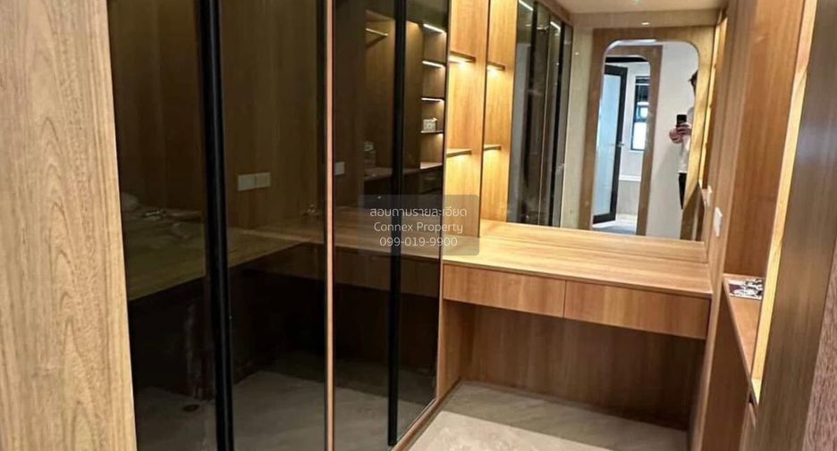 For sale 2 bedrooms condo in Sathon, Bangkok