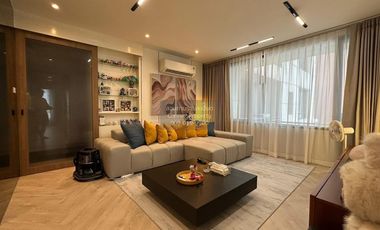 For sale 2 bedrooms condo in Sathon, Bangkok