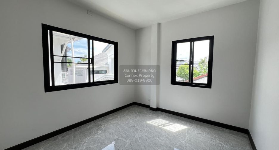 Haus zum Kauf mit 3 Zimmer in Bang Khae, Bangkok