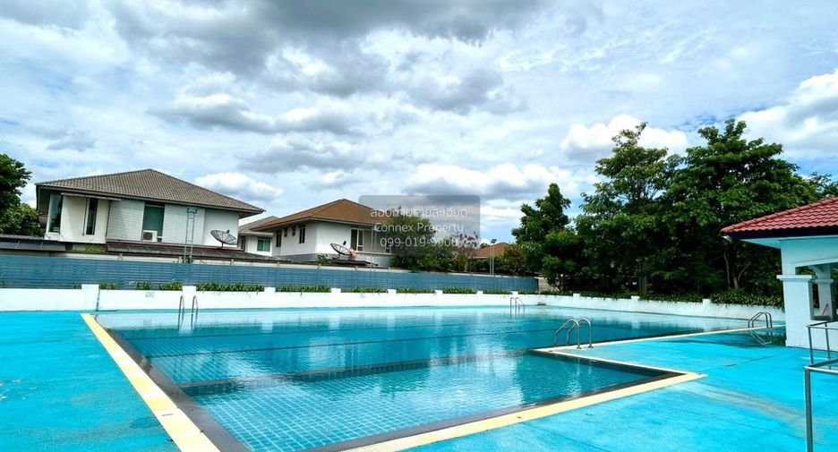 Haus zum Kauf mit 3 Zimmer in Bang Khae, Bangkok
