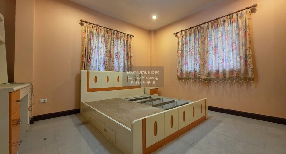 For sale 4 bedrooms house in Phasi Charoen, Bangkok