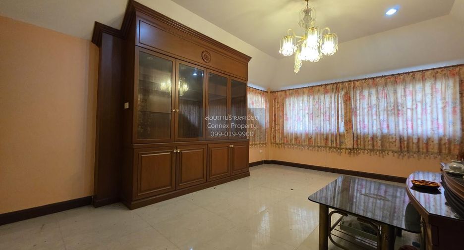 For sale 4 bedrooms house in Phasi Charoen, Bangkok