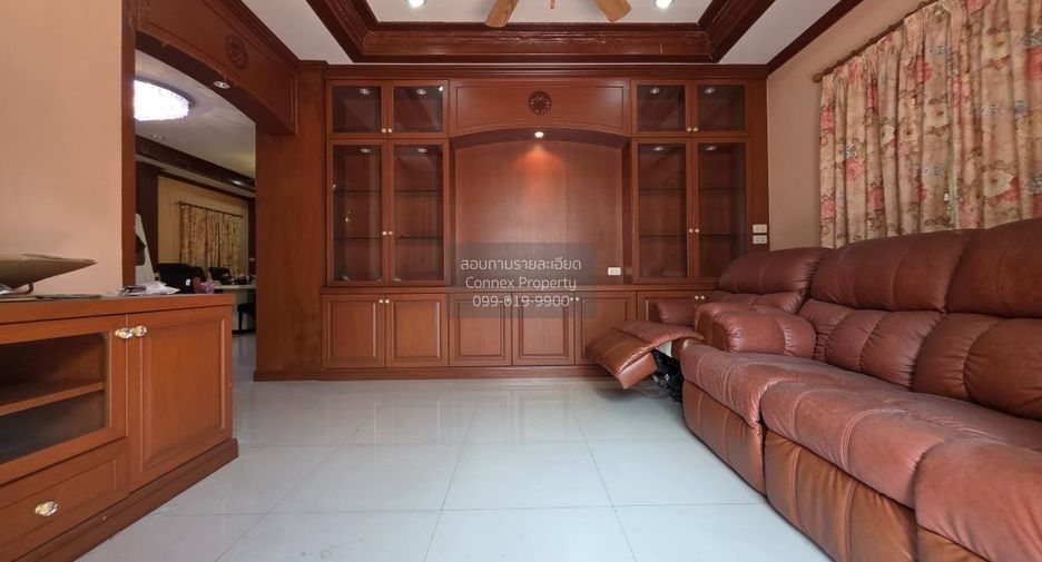 For sale 4 bedrooms house in Phasi Charoen, Bangkok