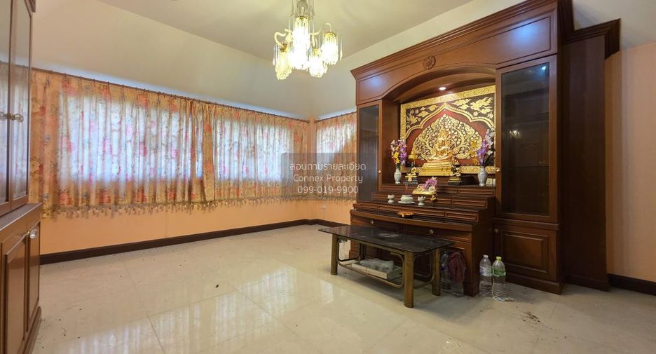 For sale 4 bedrooms house in Phasi Charoen, Bangkok