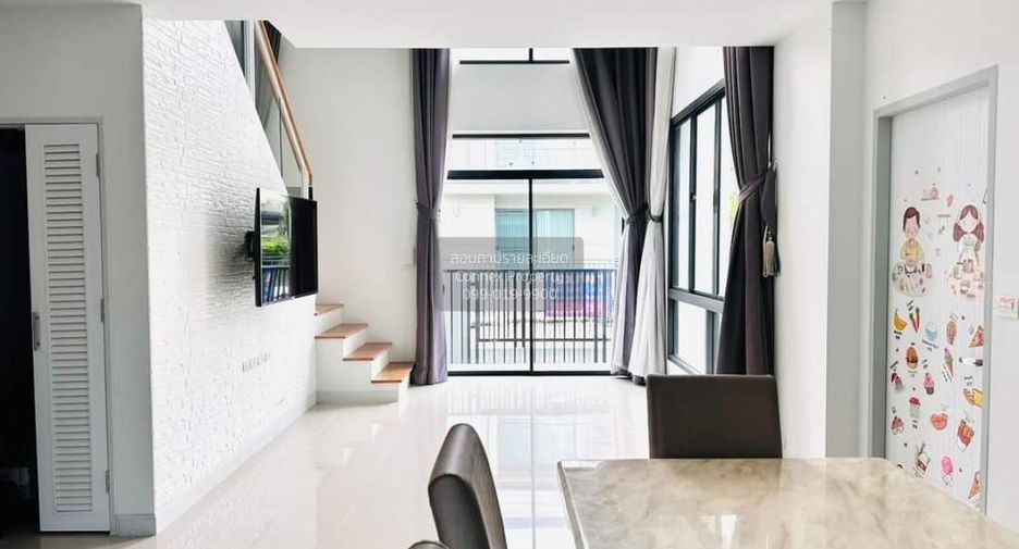 À vendre 3 chambres maison à Bang Sao Thong, Samut Prakan