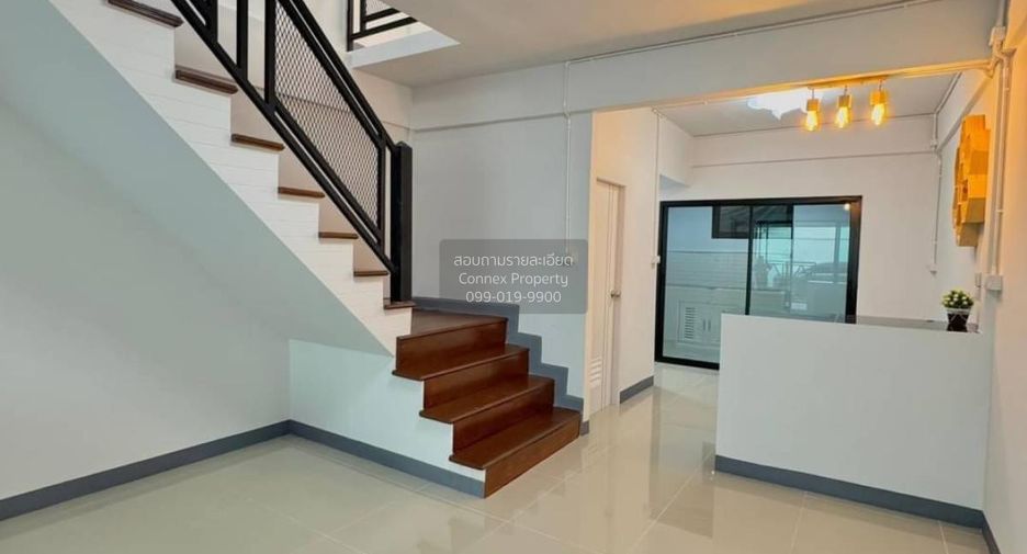 For sale 3 bedrooms townhouse in Mueang Nonthaburi, Nonthaburi