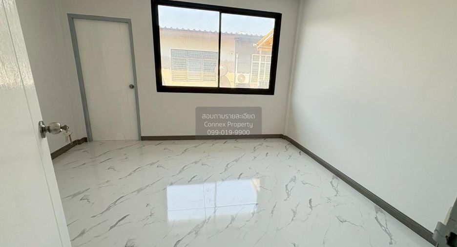 For sale 2 bedrooms townhouse in Mueang Nonthaburi, Nonthaburi