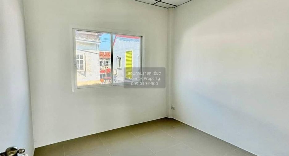For sale 2 bedrooms townhouse in Sai Noi, Nonthaburi
