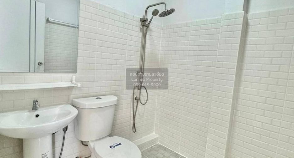 For sale 2 bedrooms townhouse in Sai Noi, Nonthaburi