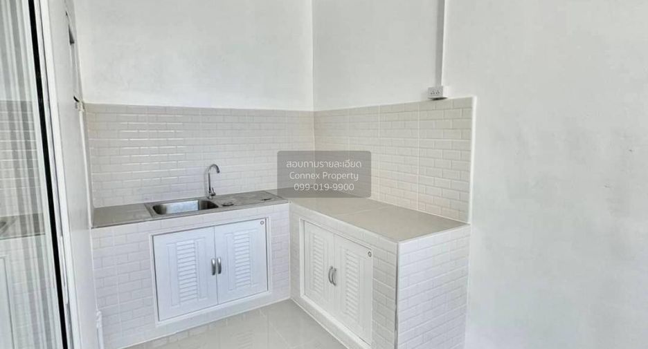 For sale 2 bedrooms townhouse in Sai Noi, Nonthaburi