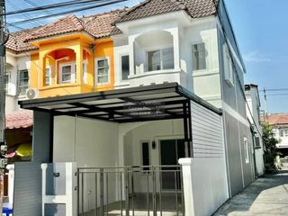 For sale 2 bedrooms townhouse in Sai Noi, Nonthaburi