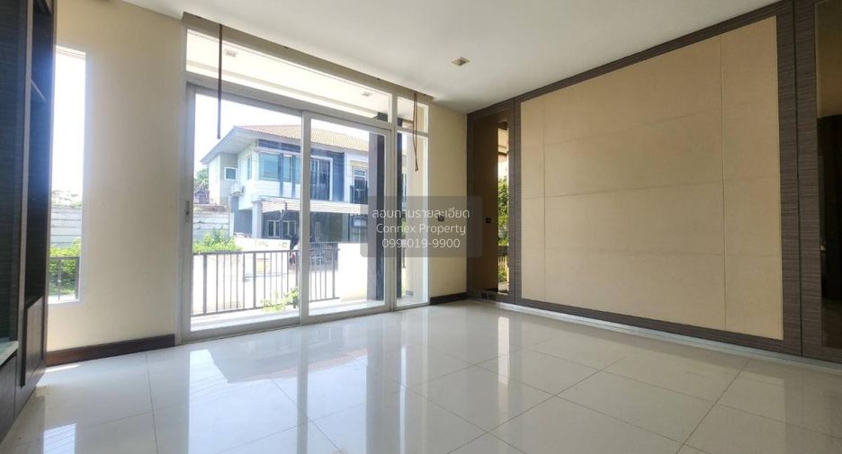À vendre 5 chambres maison à Taling Chan, Bangkok