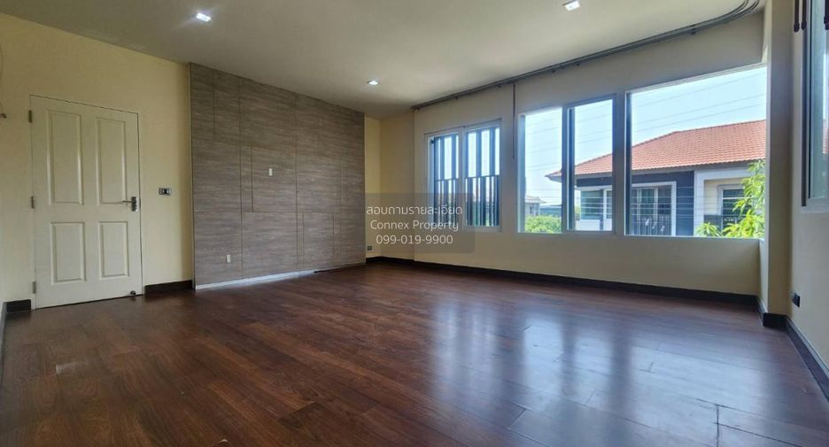 À vendre 5 chambres maison à Taling Chan, Bangkok