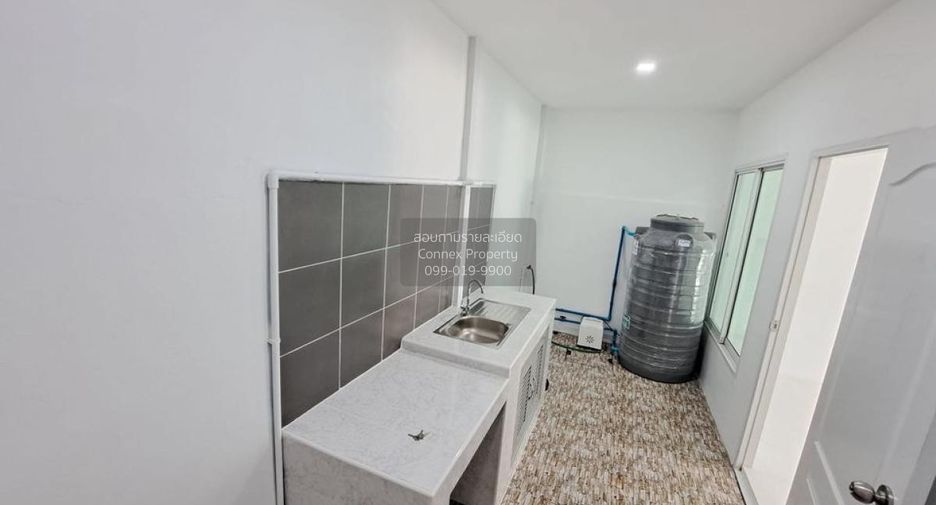 For sale 3 bedrooms townhouse in Sam Phran, Nakhon Pathom