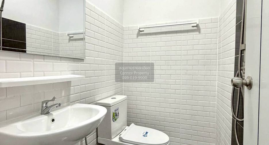 For sale 2 bedrooms townhouse in Pak Kret, Nonthaburi