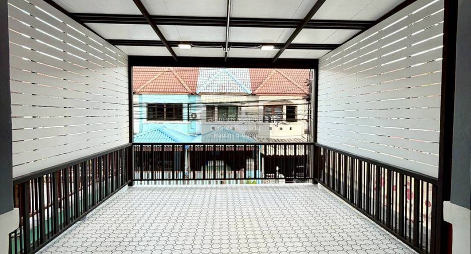 For sale 2 bedrooms townhouse in Pak Kret, Nonthaburi