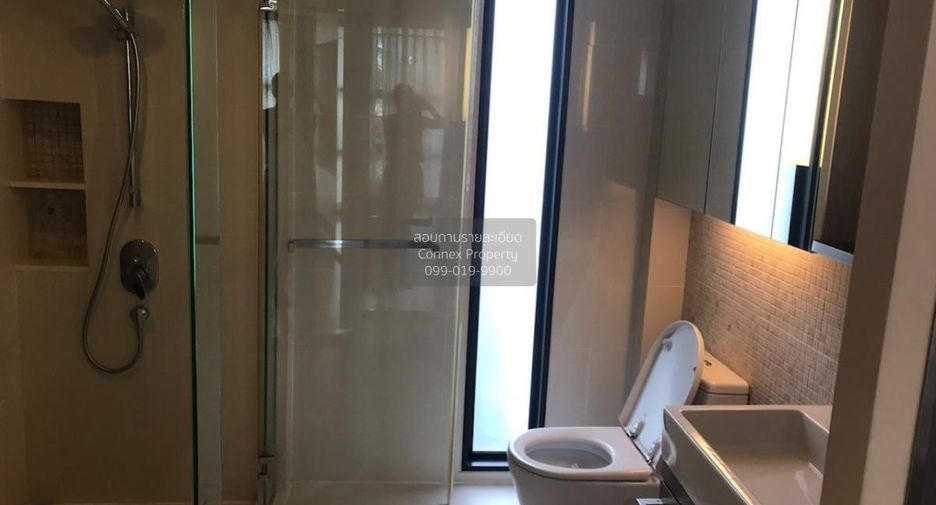 For sale 2 bedrooms condo in Khlong Toei, Bangkok