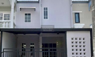 For sale 2 bedrooms townhouse in Thanyaburi, Pathum Thani