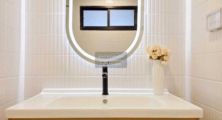 For sale 1 Beds condo in Yan Nawa, Bangkok