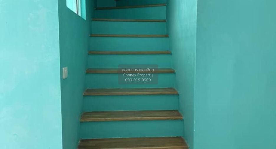 For sale 3 ベッドルーム townhouse in Krathum Baen, Samut Sakhon