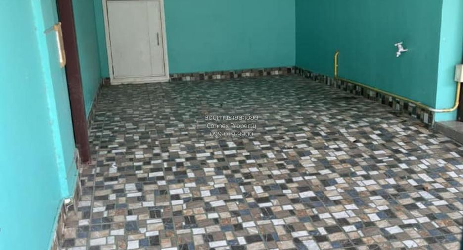 For sale 3 ベッドルーム townhouse in Krathum Baen, Samut Sakhon