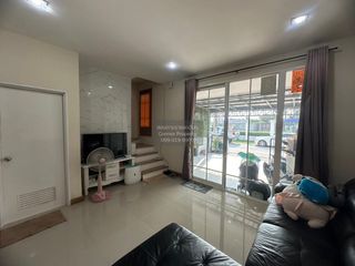 For sale 4 bedrooms townhouse in Mueang Nonthaburi, Nonthaburi