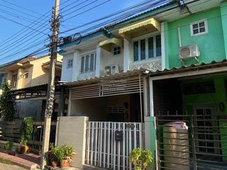 For sale 2 bedrooms townhouse in Pak Kret, Nonthaburi