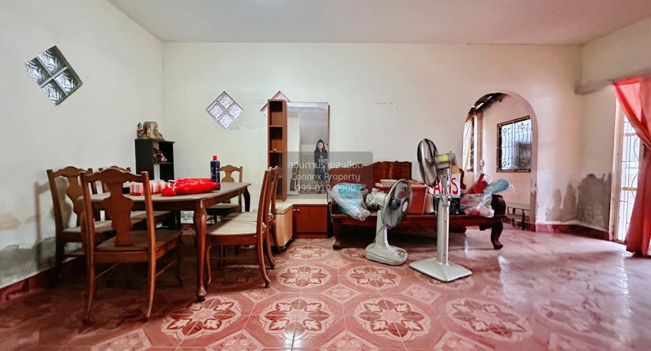 Casa adosada en venta de 3 habitaciones en Khlong Luang, Pathum Thani
