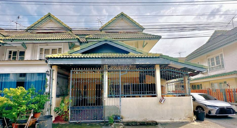 Casa adosada en venta de 3 habitaciones en Khlong Luang, Pathum Thani