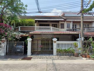 À vendre 3 chambres maison à Wang Thonglang, Bangkok