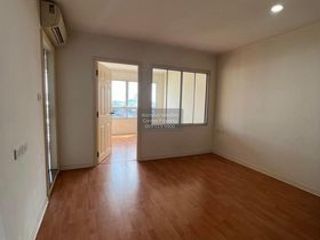 For sale 1 bed condo in Bang Kapi, Bangkok