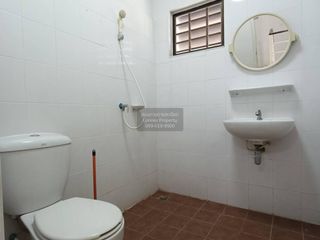 Casa adosada en venta de 3 habitaciones en Khlong Luang, Pathum Thani