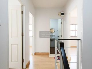 Casa adosada en venta de 3 habitaciones en Khlong Luang, Pathum Thani